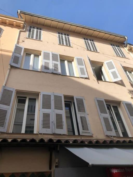 Croisette 8/10 Pers Lejlighed Cannes Eksteriør billede